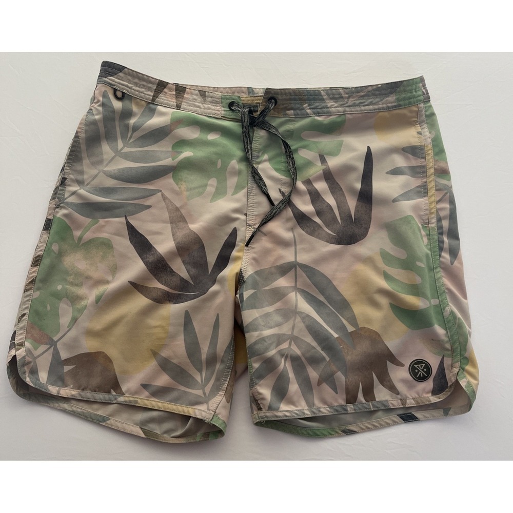 Roark The Chiller Mens Board Shorts Size 34 Green Floral Swim Trunks